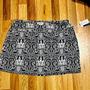 NWT Tommy Bahama Active Skort- size XL
